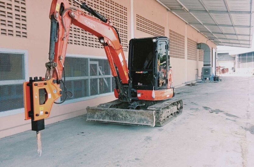 เช่าแบคโฮหัวเจาะ